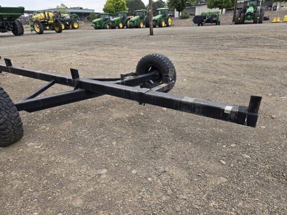 Image of Undetermined Header Trailer equipment image 4