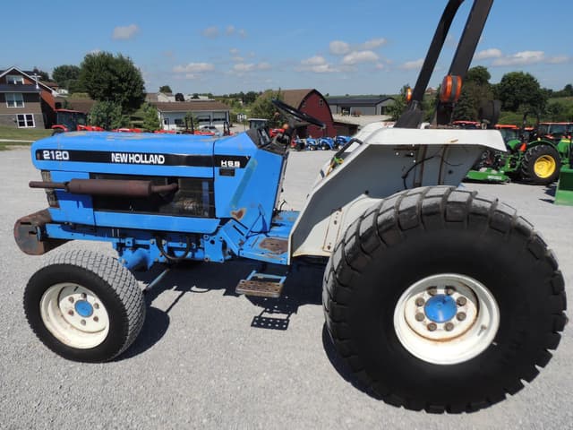 Image of New Holland 2120 equipment image 1