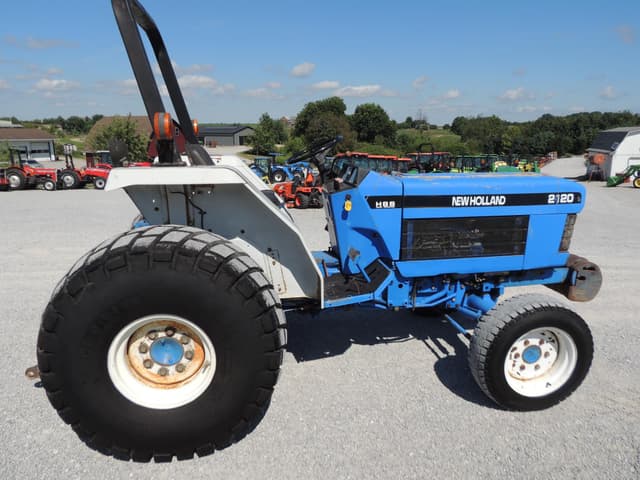 Image of New Holland 2120 equipment image 3