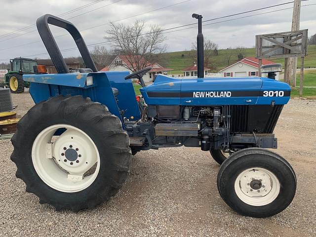 Image of New Holland 3010S equipment image 2