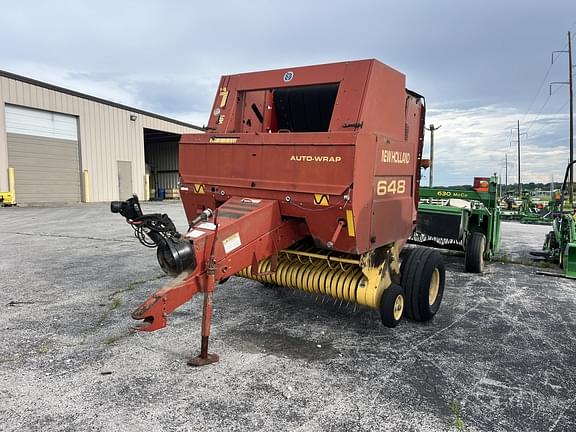 Image of New Holland 648 Primary image