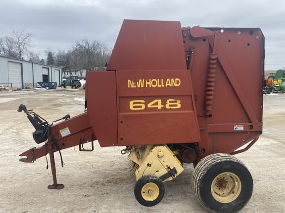 Image of New Holland 648 equipment image 1