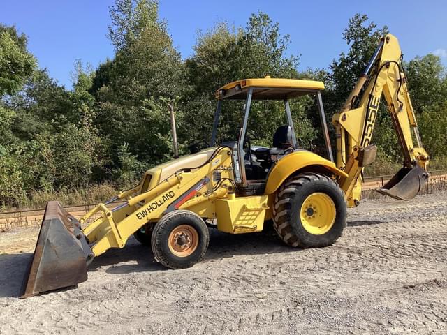 Image of New Holland 655E equipment image 1