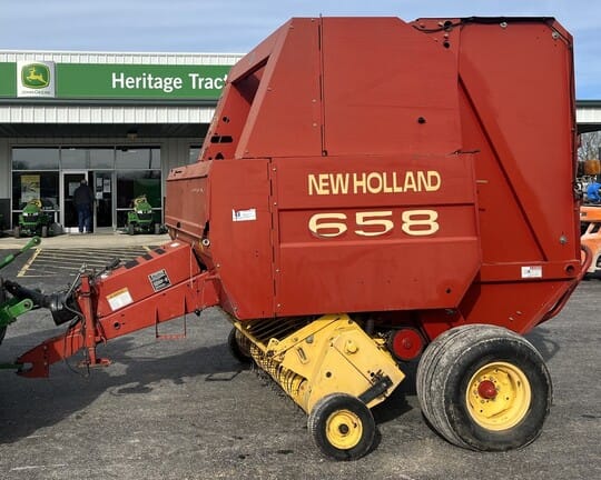 Main image New Holland 658