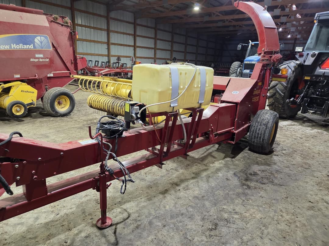 Image of New Holland FP230 Primary image