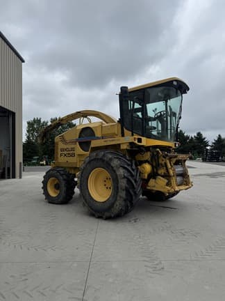 Image of New Holland FX58 equipment image 4