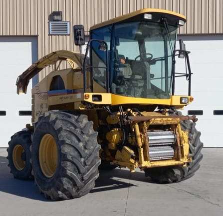 2000 New Holland FX58 Equipment Image0