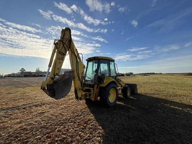 Image of New Holland LB110 equipment image 2