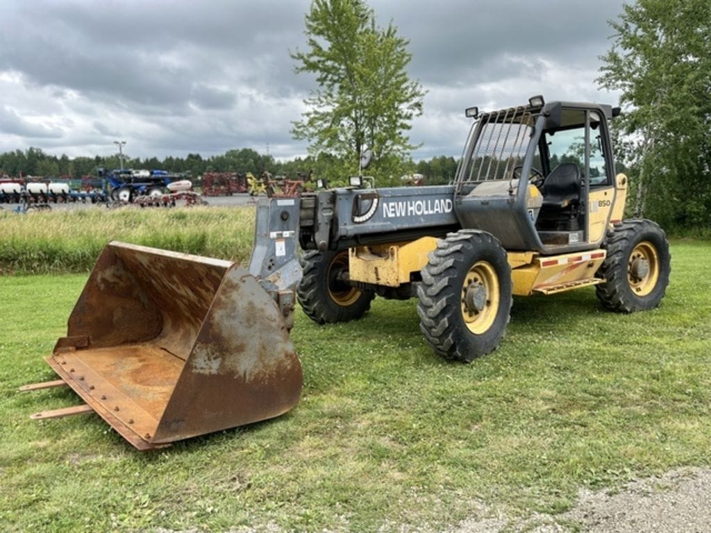 Main image New Holland LM850