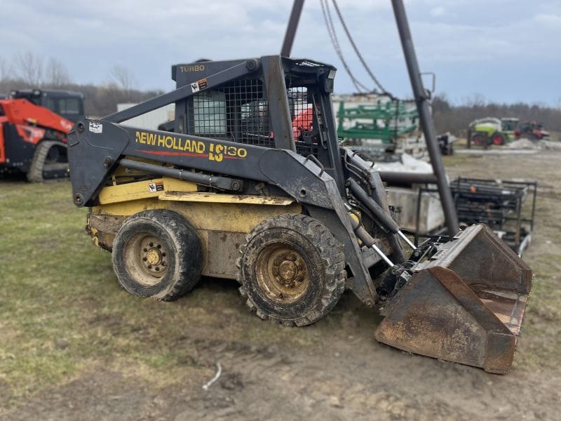 2000 New Holland LS180 Equipment Image0