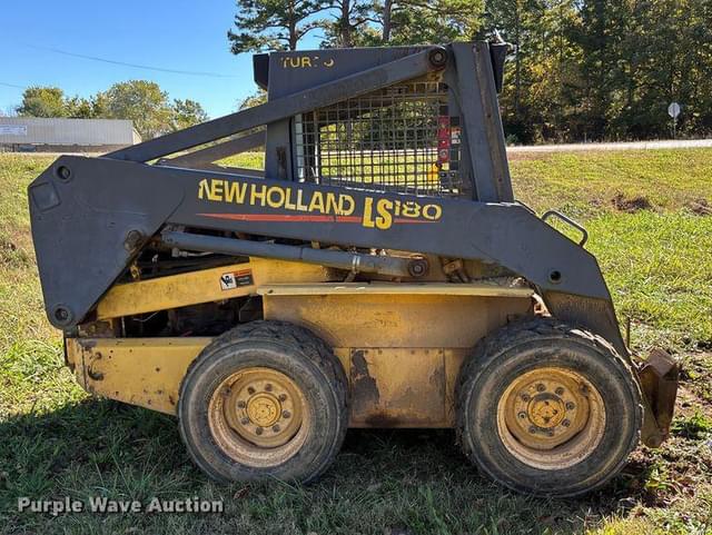 Image of New Holland LS180 equipment image 3