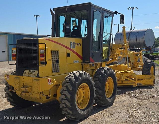 Image of New Holland RG170 equipment image 4
