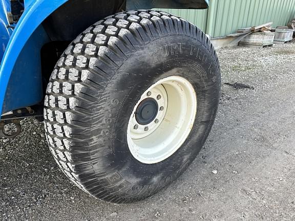 Main image New Holland TC25 10