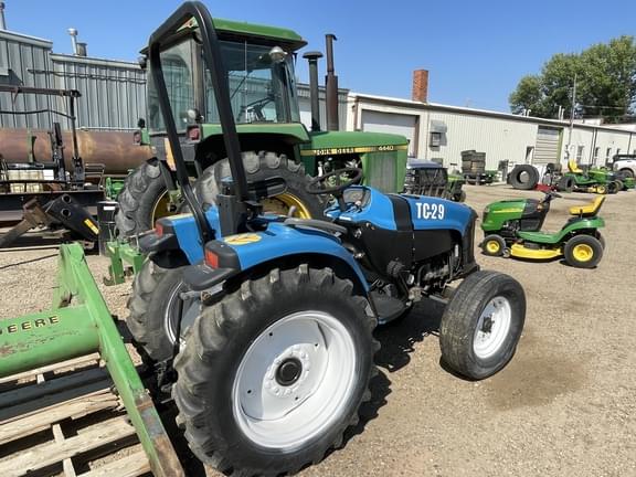 Image of New Holland TC29 equipment image 2