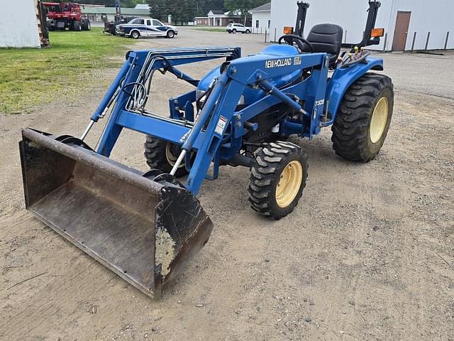 Image of New Holland TC33D equipment image 1