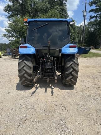 Image of New Holland TL100 equipment image 4