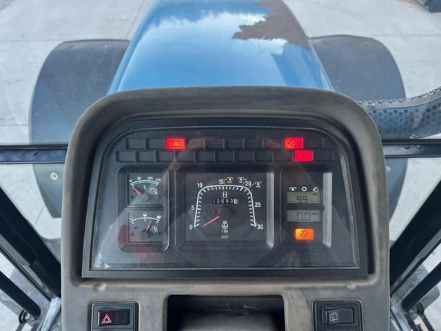 Image of New Holland TM165 equipment image 2