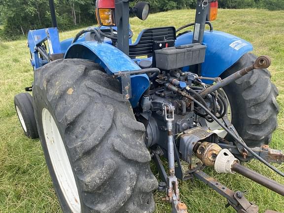 Image of New Holland TN65S equipment image 3