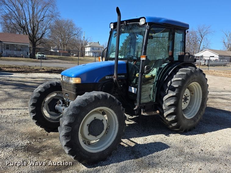 2000 New Holland TN75S Equipment Image0