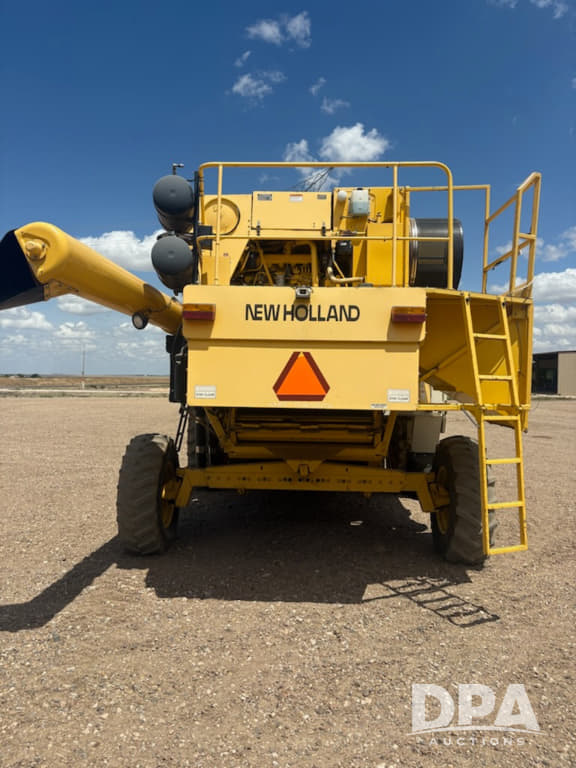 Image of New Holland TR99 equipment image 3