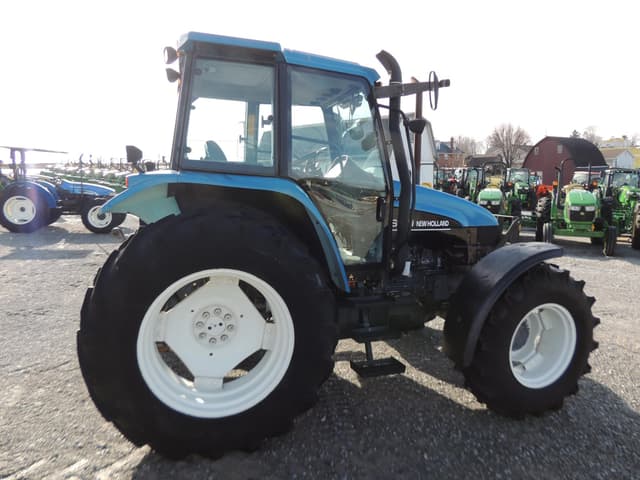Image of New Holland TS100 equipment image 3