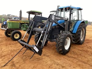 2000 New Holland TS110 Image
