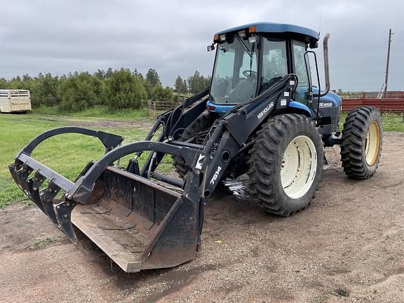 Image of New Holland TV140 equipment image 4