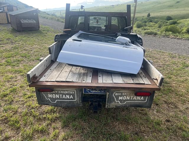 Image of Nissan Frontier equipment image 3