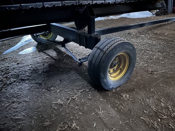 Image of Pequea 606 equipment image 1