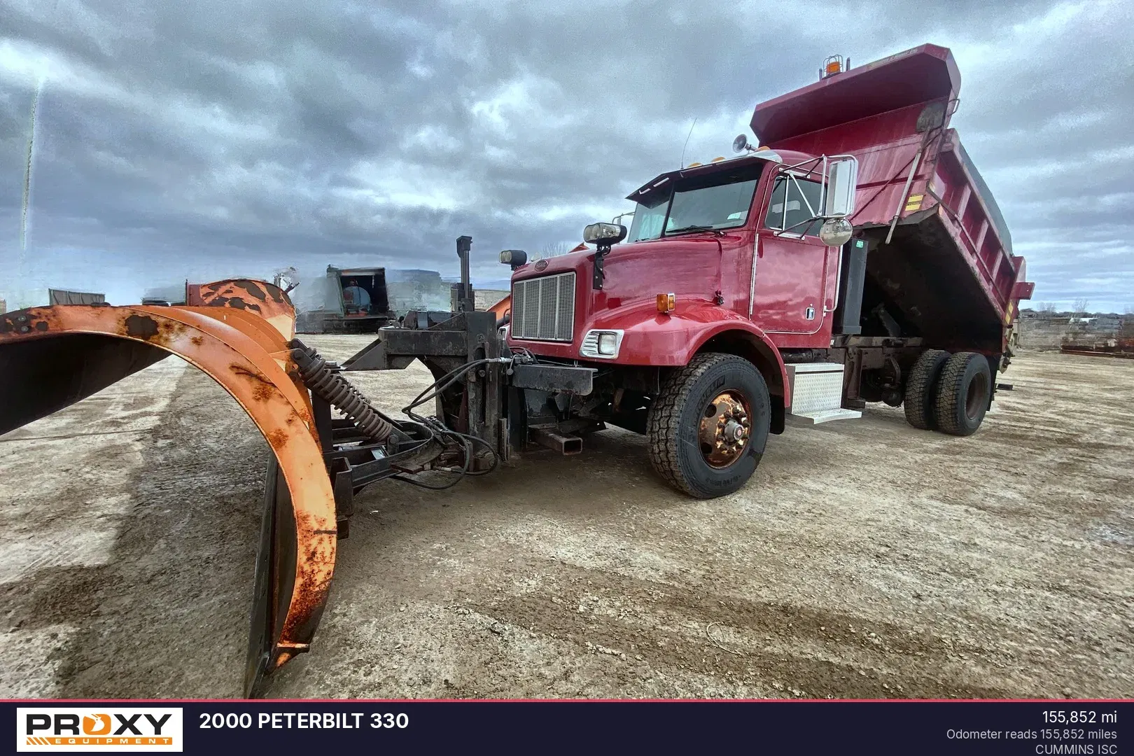 2000 Peterbilt 330 Equipment Image0