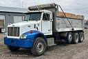 2000 Peterbilt 330 Image