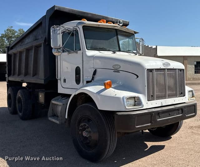 Image of Peterbilt 330 equipment image 2