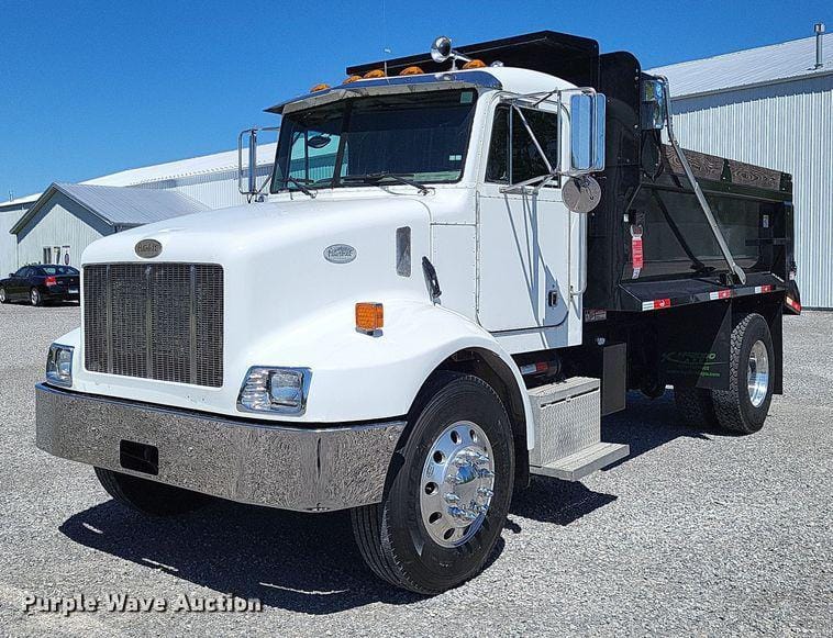 Main image Peterbilt 330