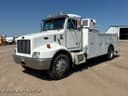 2000 Peterbilt 330 Image