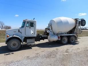 Main image Peterbilt 357 0