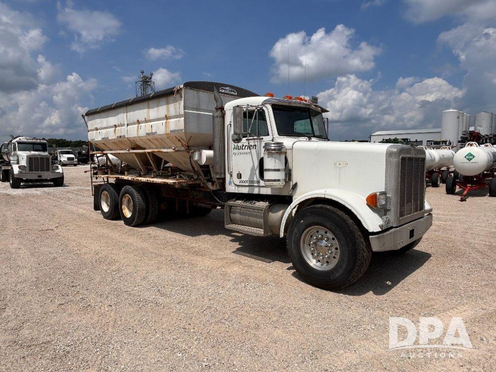 Image of Peterbilt 357 Primary image