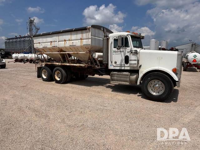 Image of Peterbilt 357 equipment image 1