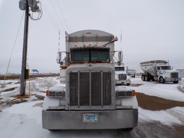 Image of Peterbilt 378 equipment image 1