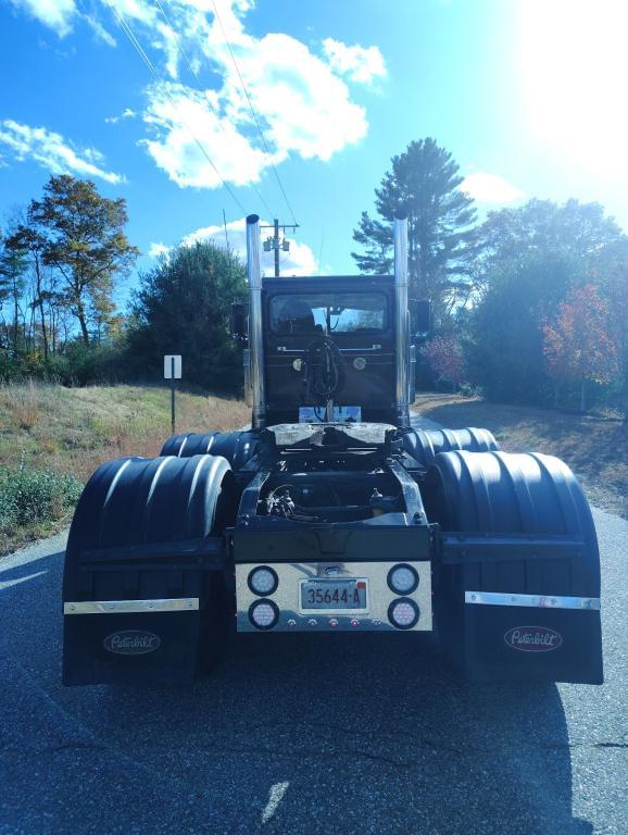 Image of Peterbilt 378 equipment image 2