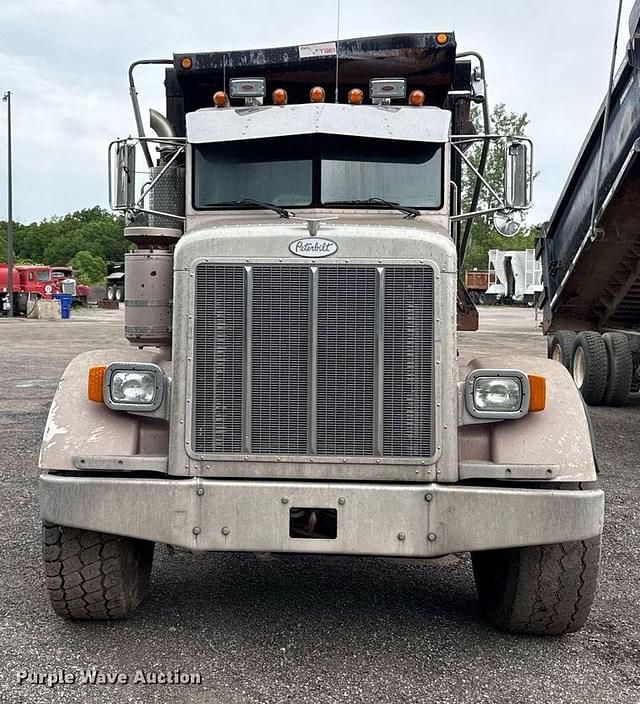 Image of Peterbilt 378 equipment image 1