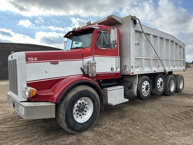 2000 Peterbilt 378 Equipment Image0