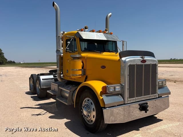 Image of Peterbilt 378 equipment image 2
