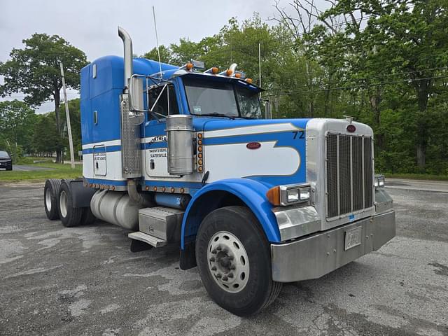Image of Peterbilt 378 equipment image 2