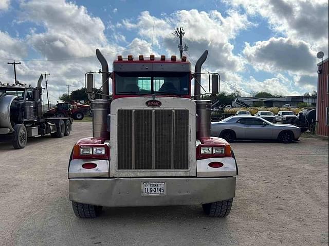 Image of Peterbilt 379 equipment image 4