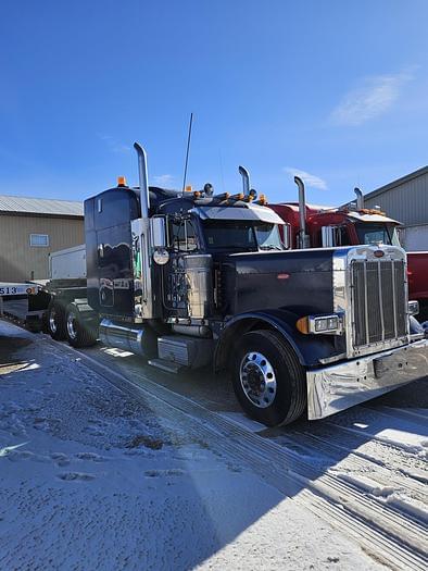 Image of Peterbilt 379 Primary image