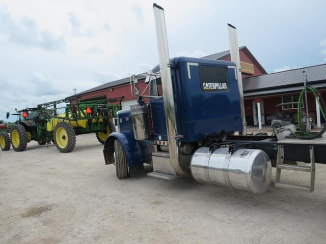 Image of Peterbilt 379 equipment image 3