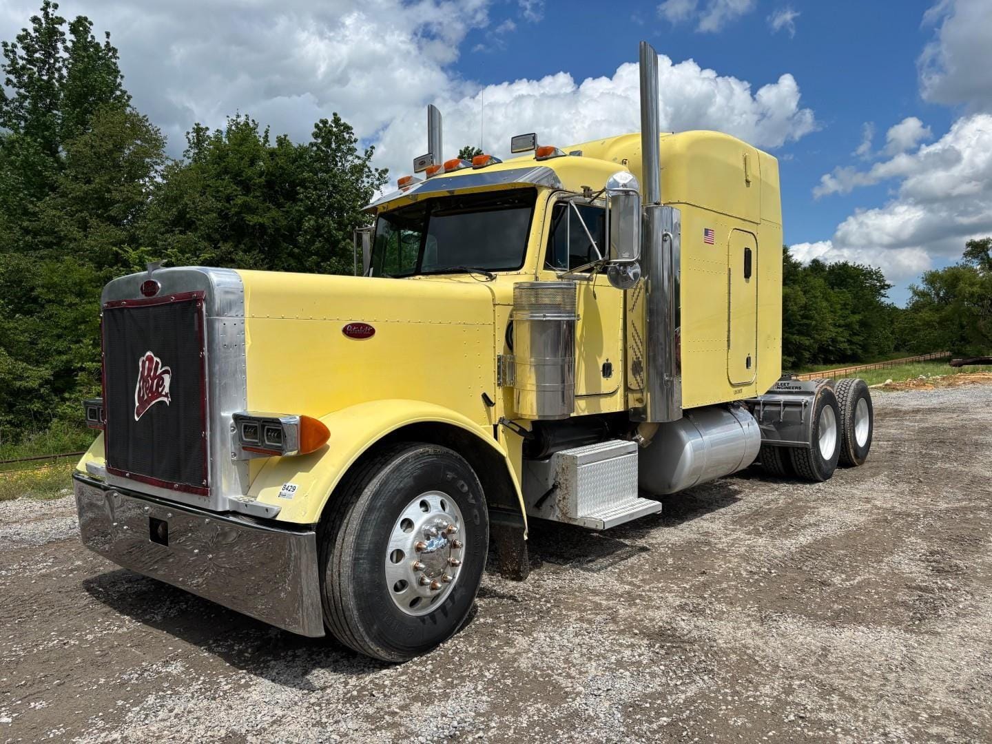 2000 Peterbilt 379 Equipment Image0