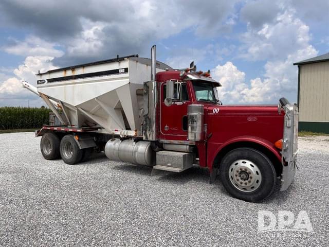 Image of Peterbilt 379 equipment image 1