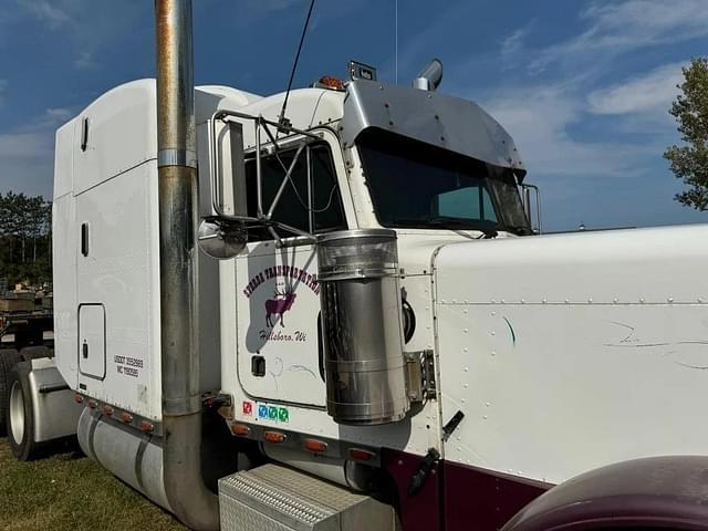 Image of Peterbilt 379 equipment image 4