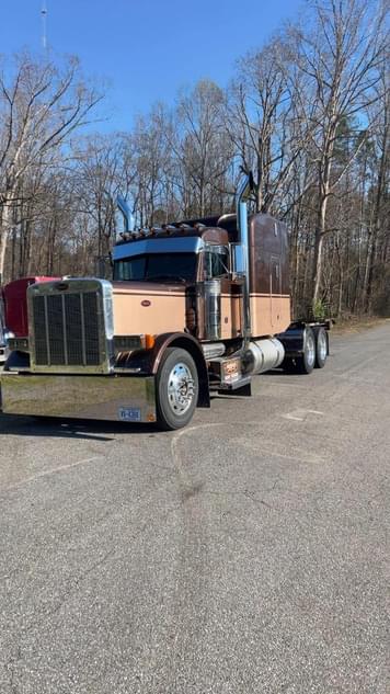 Main image Peterbilt 379